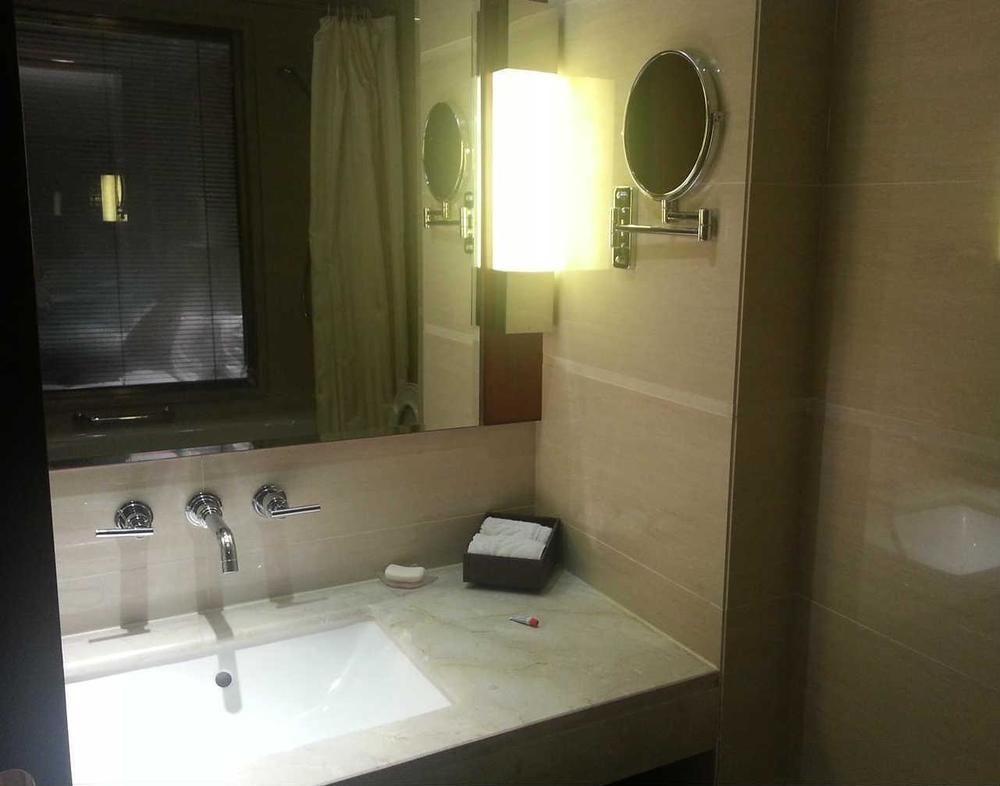 Wuhan Tianchimel Hotel Екстер'єр фото