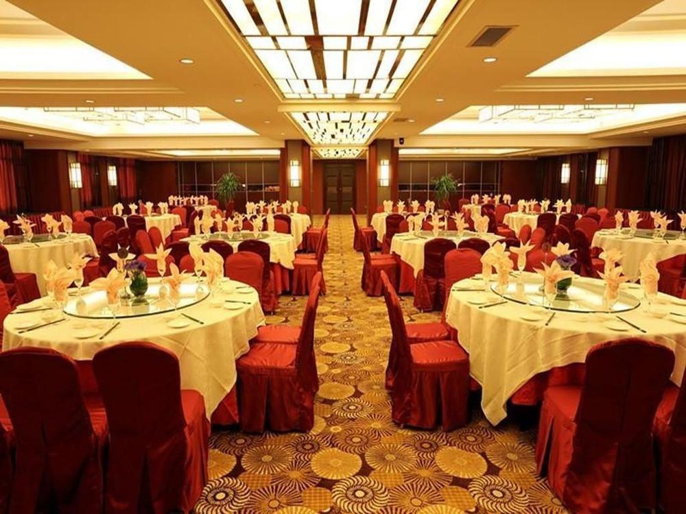 Wuhan Tianchimel Hotel Екстер'єр фото