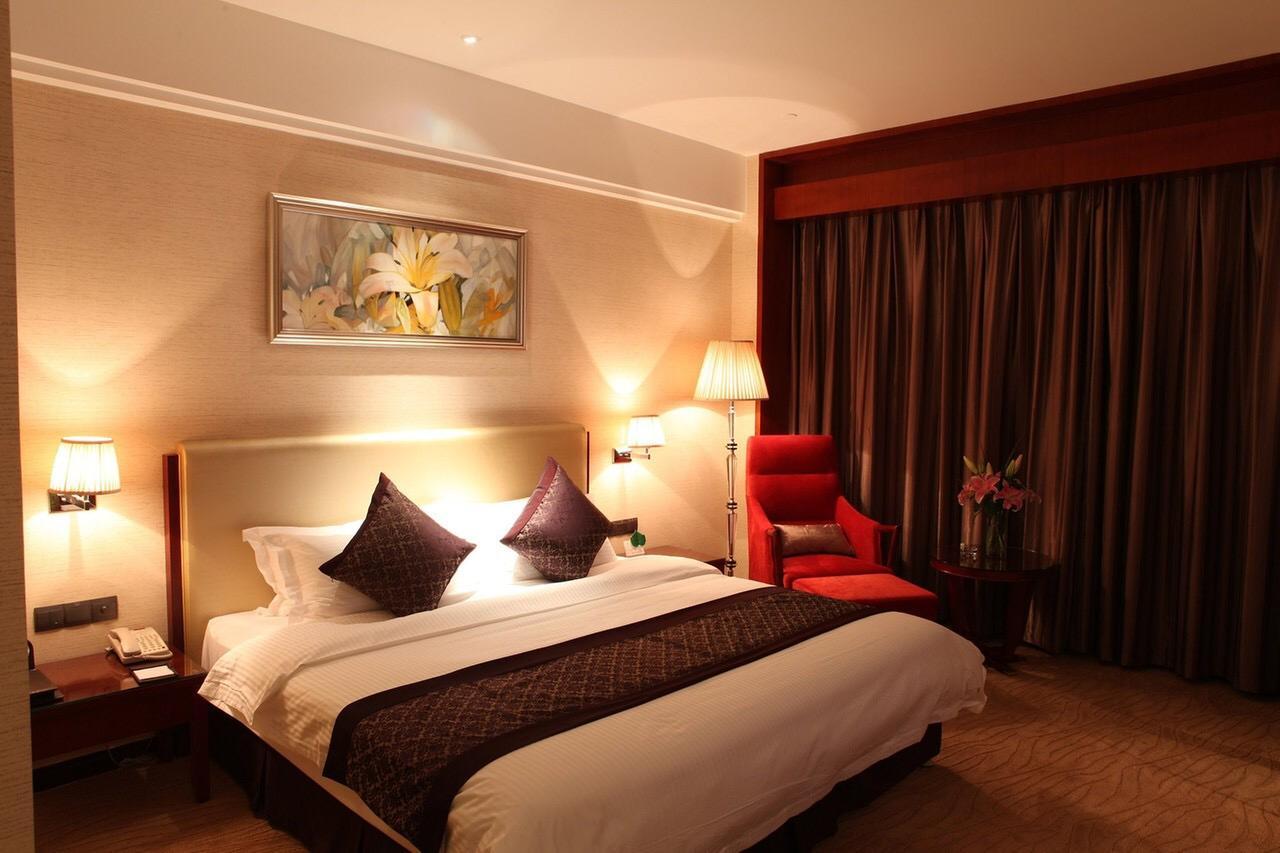 Wuhan Tianchimel Hotel Екстер'єр фото