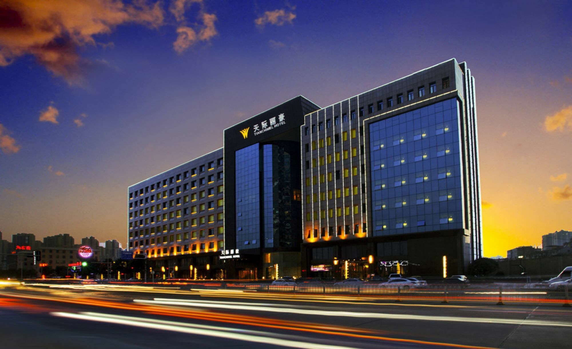 Wuhan Tianchimel Hotel Екстер'єр фото
